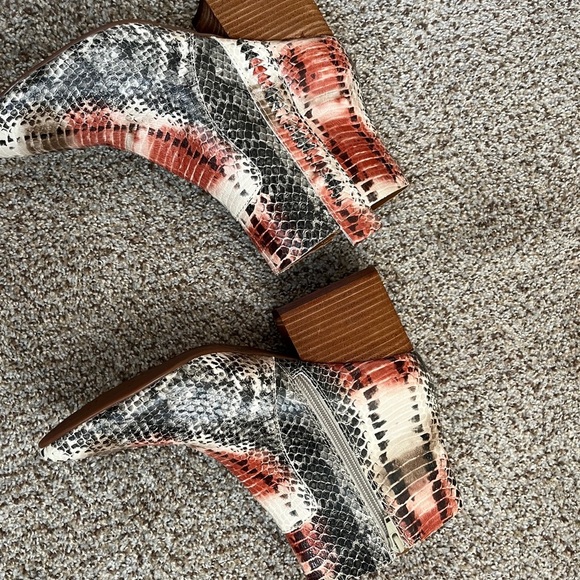 Kork-Ease Red and Black Ankle Booties with Snakeskin Texture - Picture 14 of 15